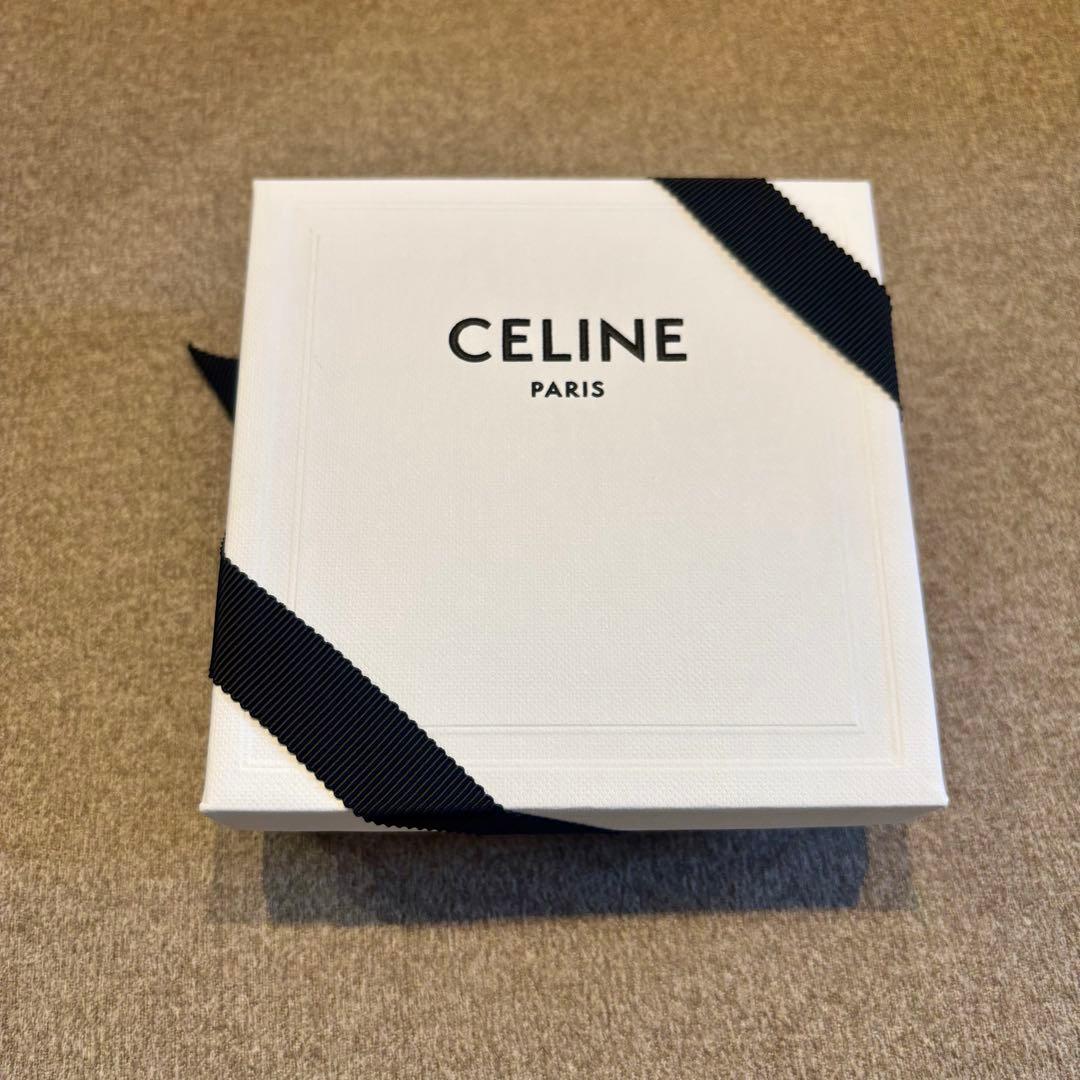 CELINE ゴールド　2連チェーン　パールブレスレットセリーヌ
