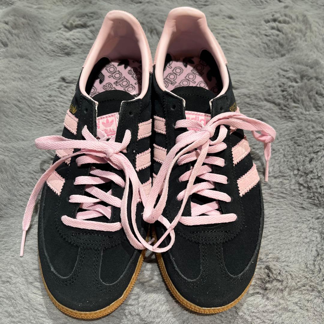 adidas スペツァイル　ブラック/ピンク スニーカー　23.5㎝