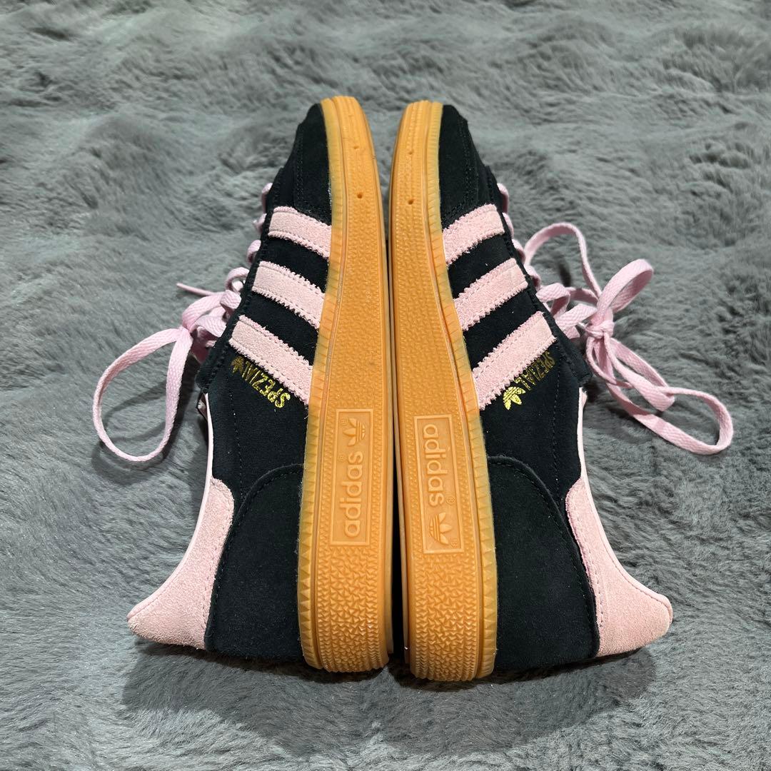 adidas スペツァイル　ブラック/ピンク スニーカー　23.5㎝