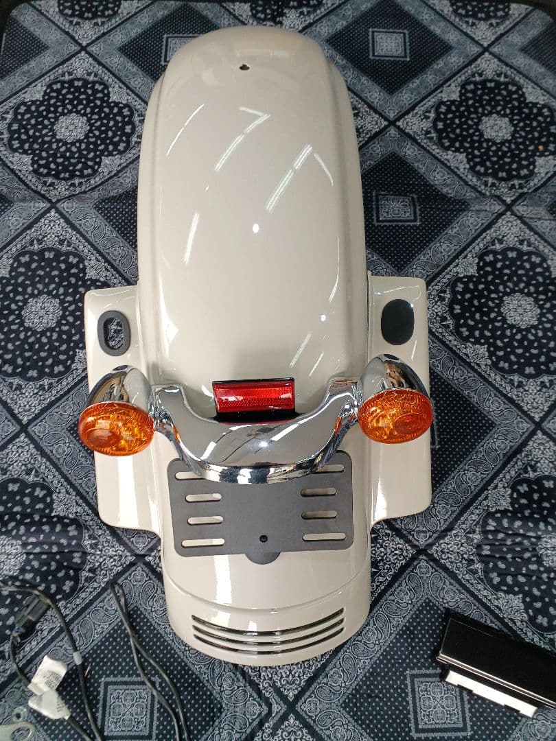 ハーレーFLTRX純正リヤフェンダーとてもきれい