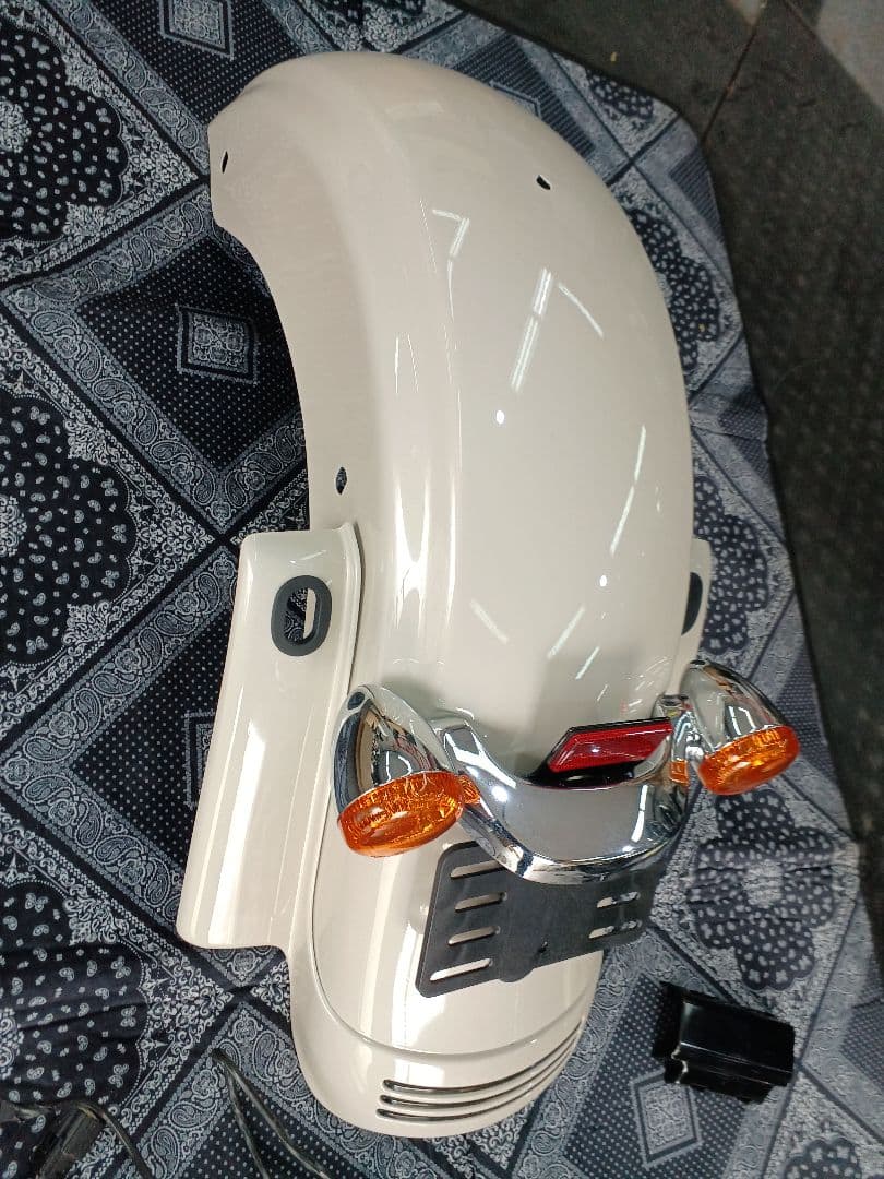 ハーレーFLTRX純正リヤフェンダーとてもきれい