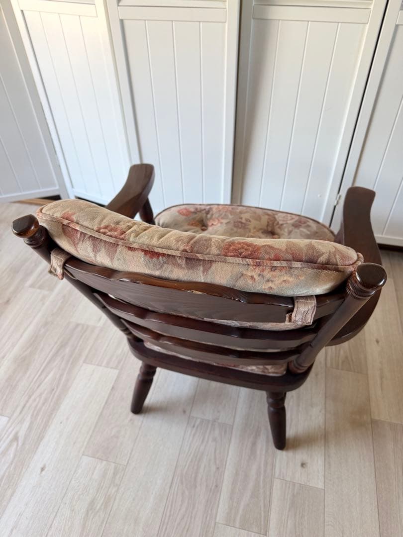 ③飛騨産業 キツツキ フロンティア アーム付きソファチェア カントリー 木製