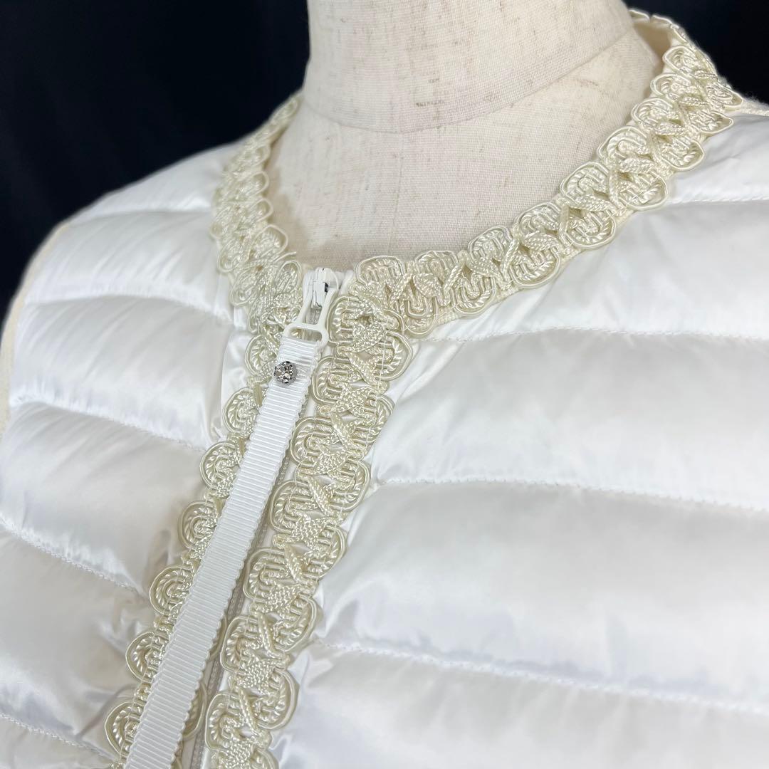 『未使用品』Super Beauty ハイブリッド　ダウンジャケット　ビジュー