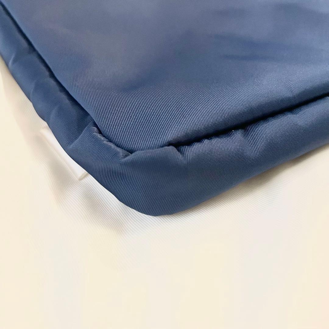 ファミリア　familiar レッスンバッグ　電車　車　バッグインバッグ