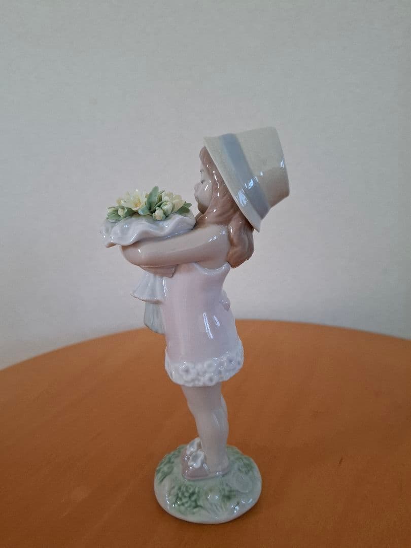 リヤドロ　あなたに花を