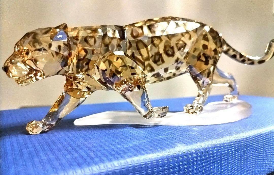 レア　スワロフスキー 『ジャガー　Golden Shine』置物