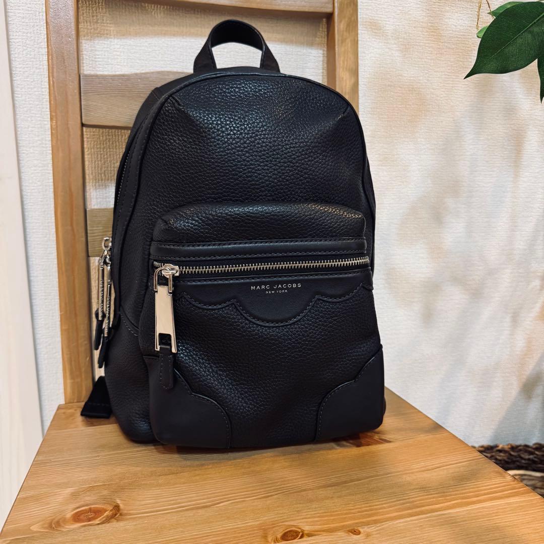 MARC JACOBS 牛革 カウレザー デイパック リュック 日本未発売