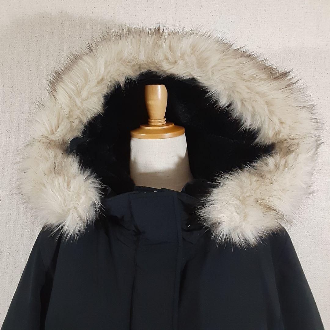 ユニクロ　大きめサイズXL　ダウンロングコート　黒　ファー付フード内ベロア　美品