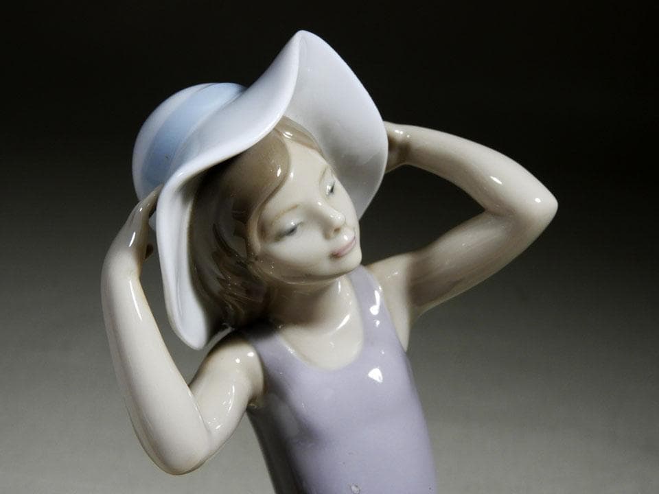 ●リヤドロ 70s 若草色の少女 5011 フィギュリン 陶器 高さ26.5㎝