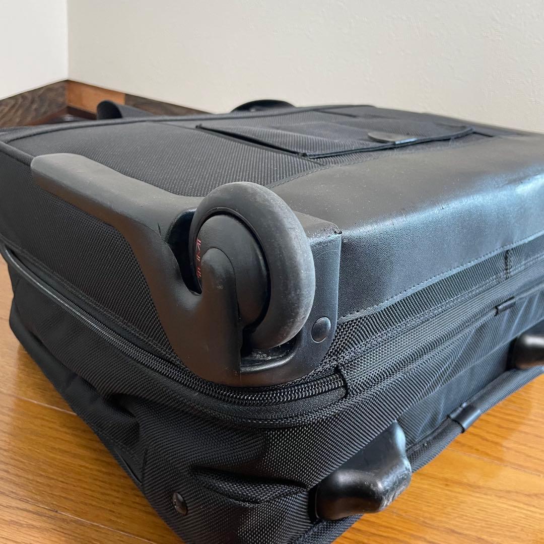 【廃盤美品】TUMI　トゥミ　キャリー　3層　26104D4　機内持込