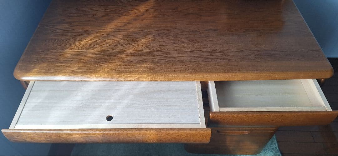 ①浜本工芸学習机のセット( 4点フルセットでの購入の方限定)1点目・学習机