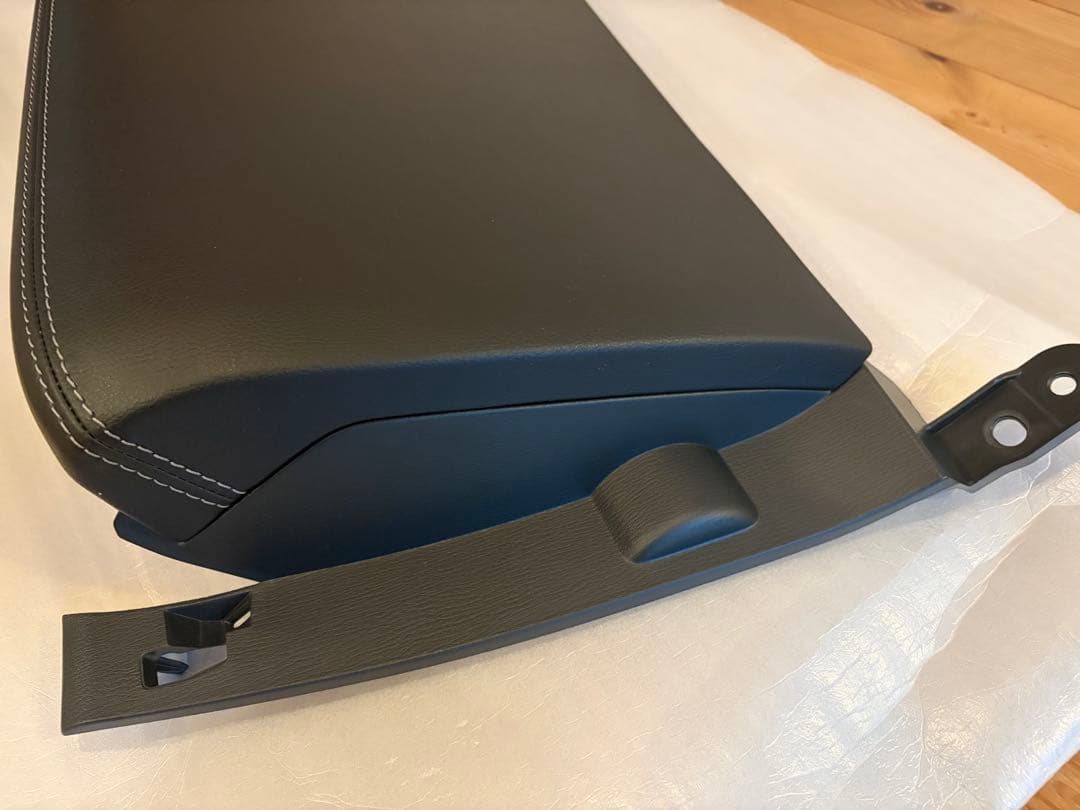 NDロードスター RS用インパネ(合成皮革、ブラック)