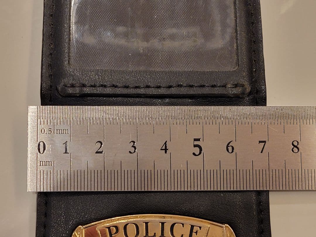 【値下げ有】警察手帳　撮影用　レプリカ　紐付き