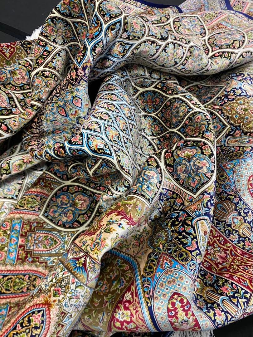 高級ペルシャ絨毯　イラン・クム産　シルク100％ 最高峰289万ノット手織り#5