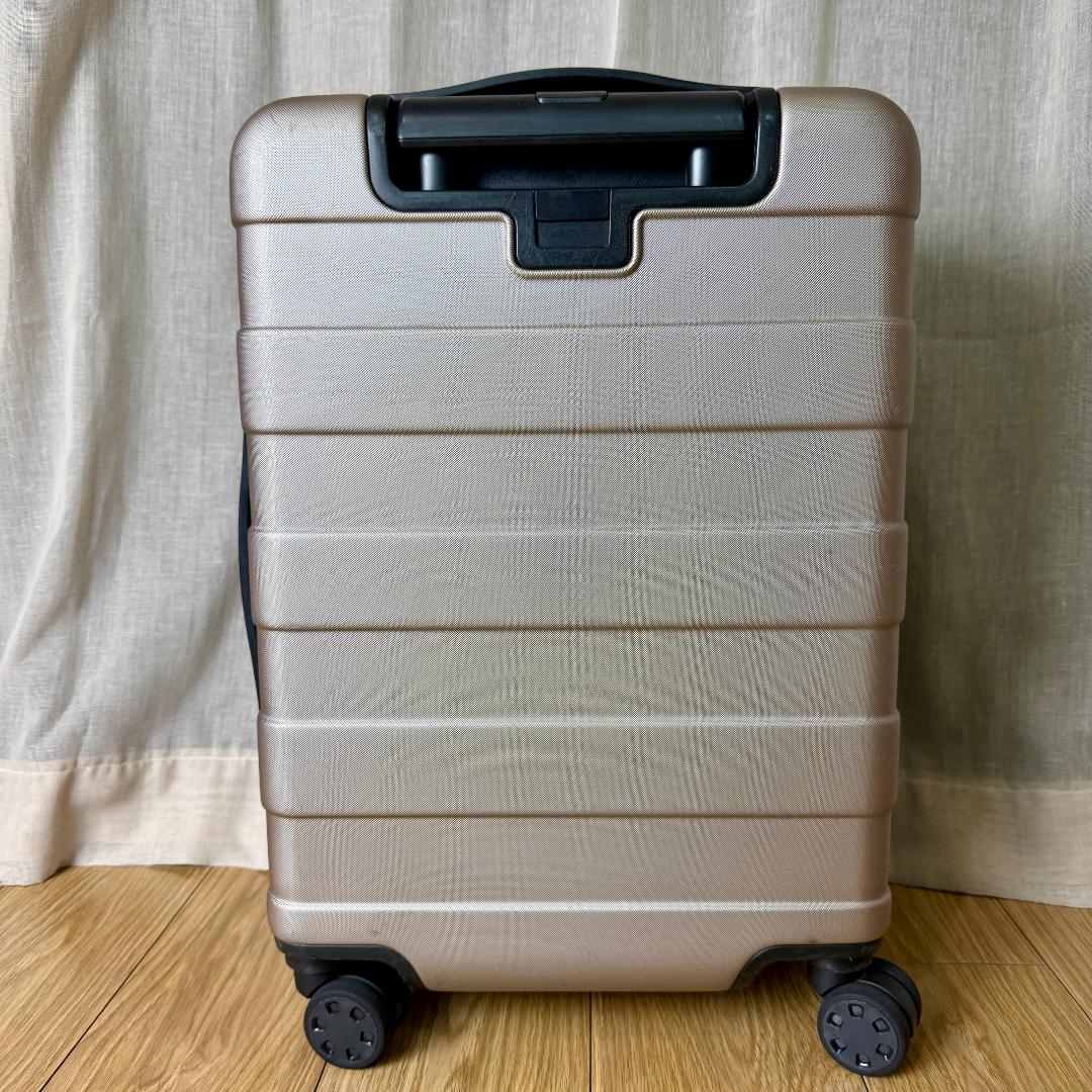 無印良品 バーの高さを自由に調節できるストッパー付き キャリー 35L