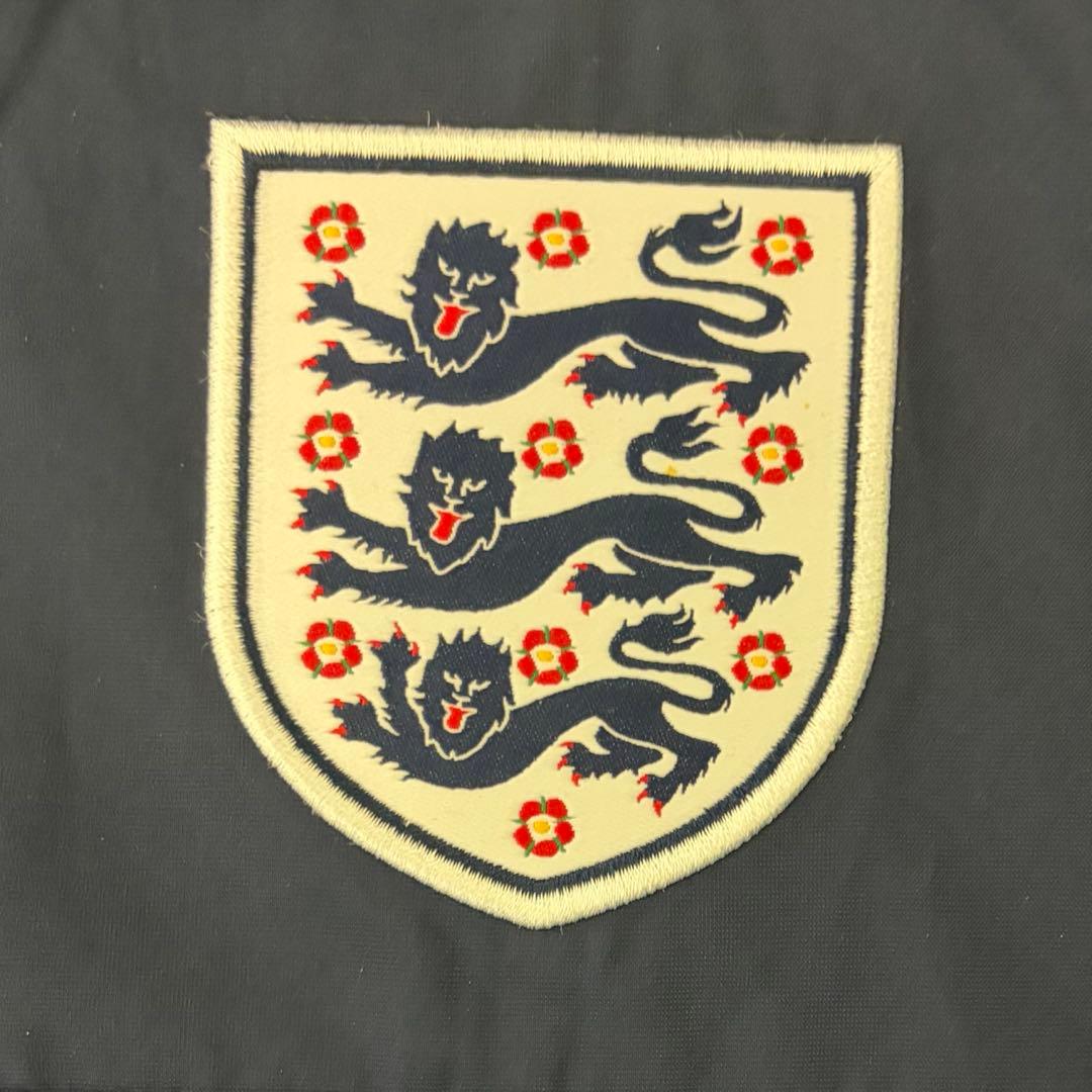 茶*。様 イングランド代表　NIKE ジャージ