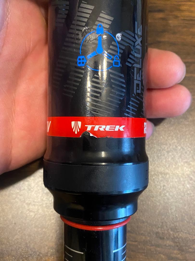 Rock Shox DELUXE サスペンション