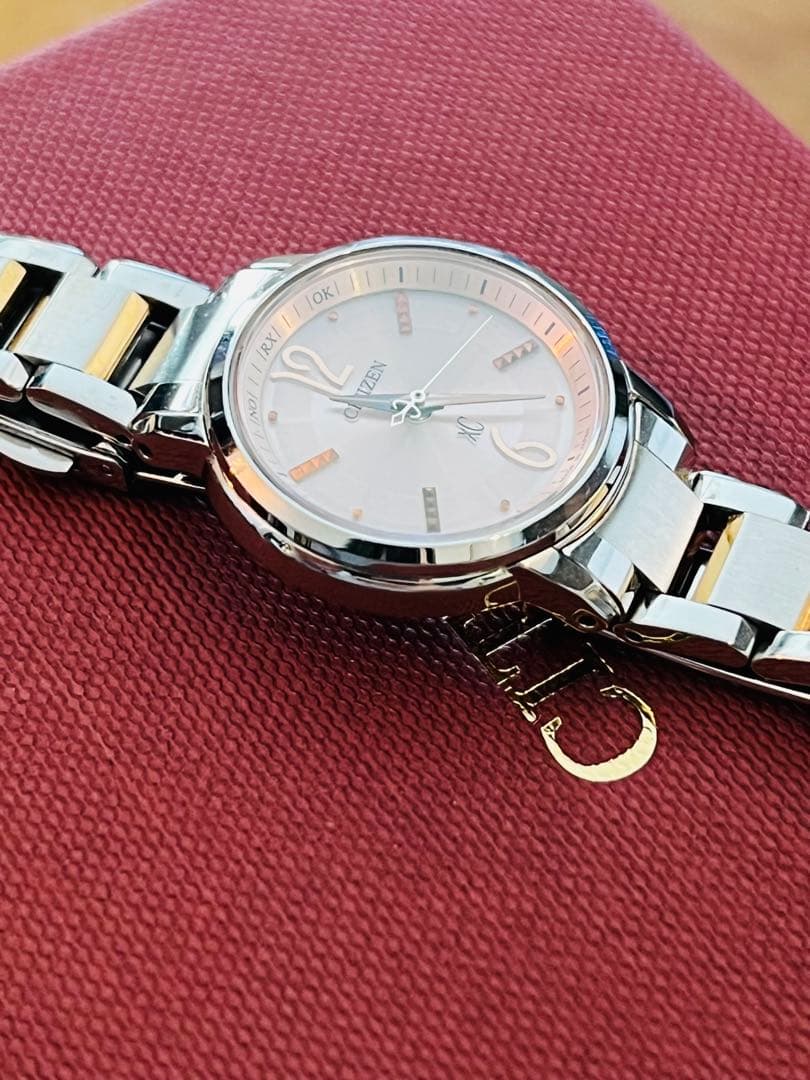 CITIZEN シチズン　XCソーラー電波時計