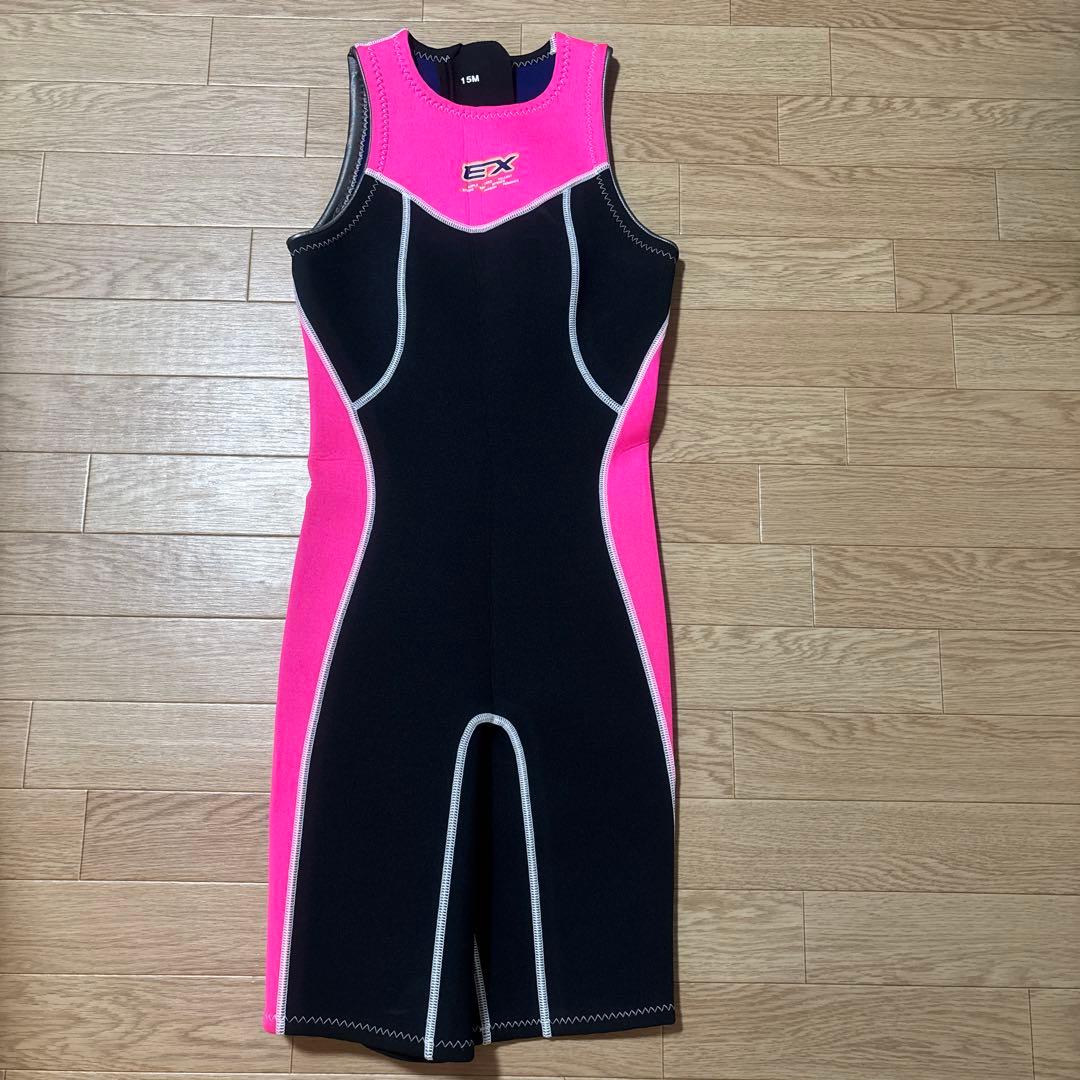 ウォームスーツDCN 保温水着 ５分丈　レディース女性用サイズ１５M ワンピース