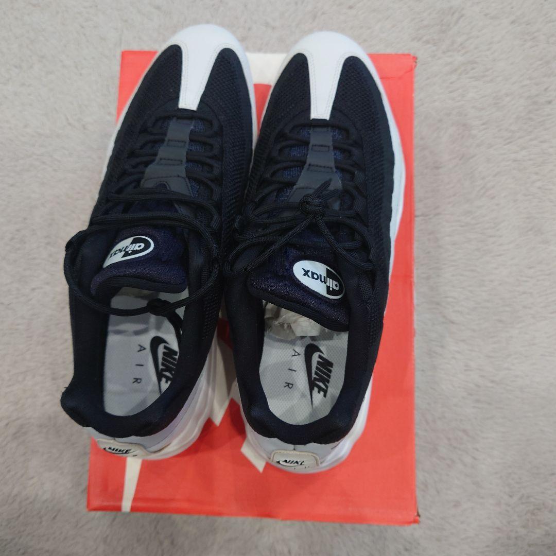 NIKE ナイキ AIRMAX 95 エアマックス 95 エッセンシャル 黒/白