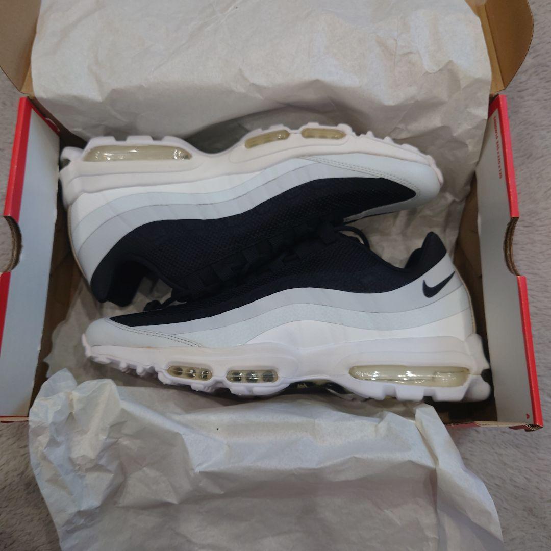 NIKE ナイキ AIRMAX 95 エアマックス 95 エッセンシャル 黒/白