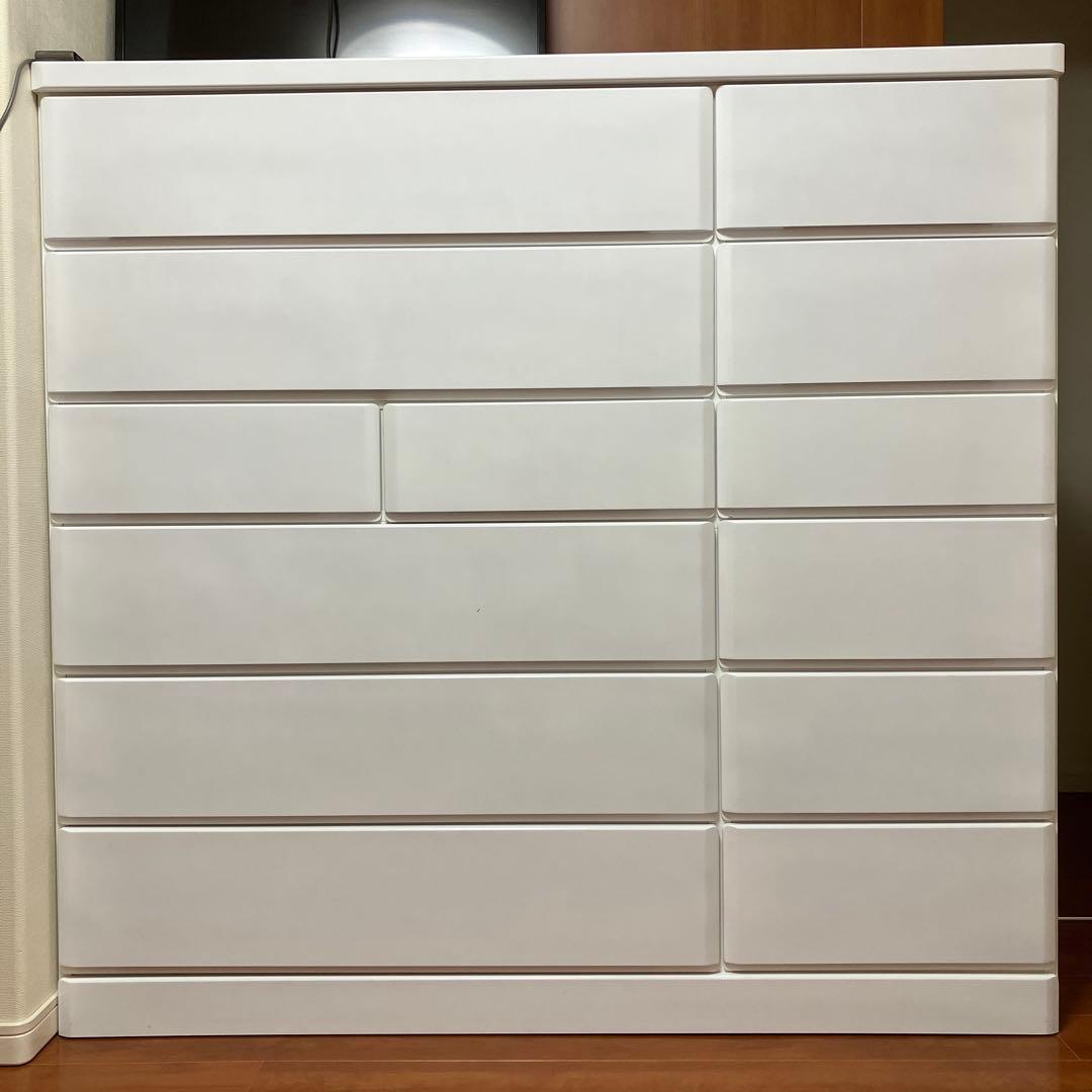 洋服タンス　真っ白　大きめ