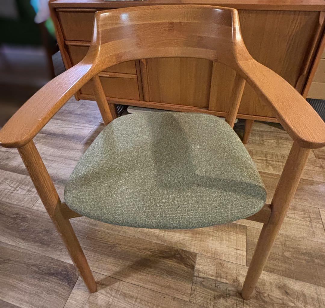 北欧ダイニング肘掛けチェア