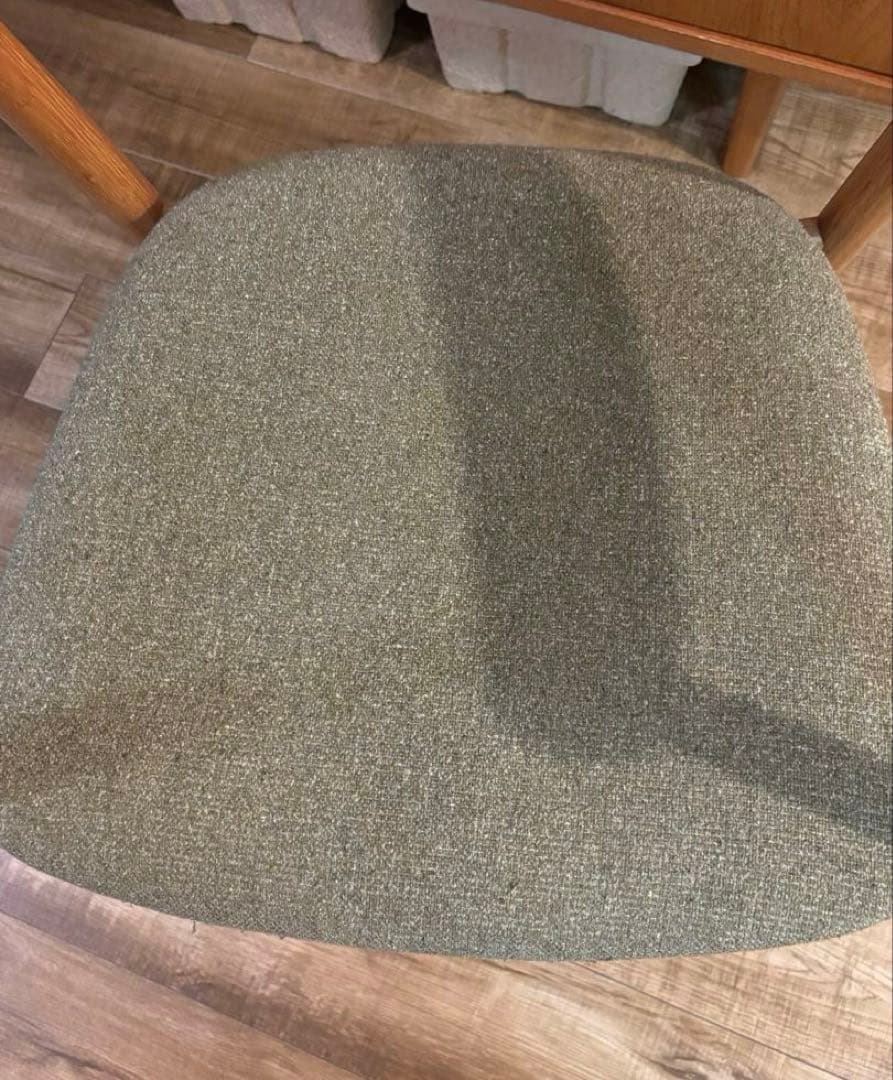 北欧ダイニング肘掛けチェア