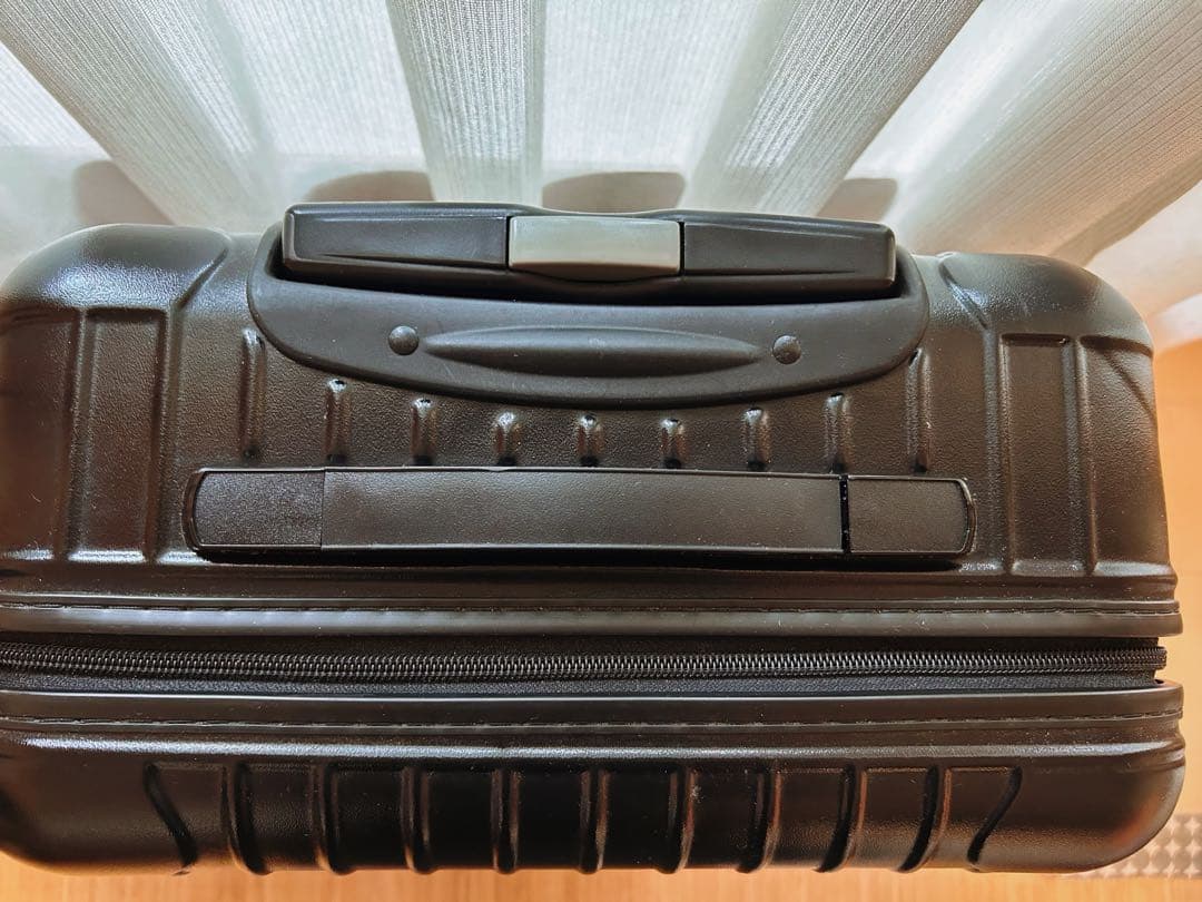 美品⭐︎RIMOWAリモワサルサ　2輪　33L 機内OK 廃盤商品　スーツケース