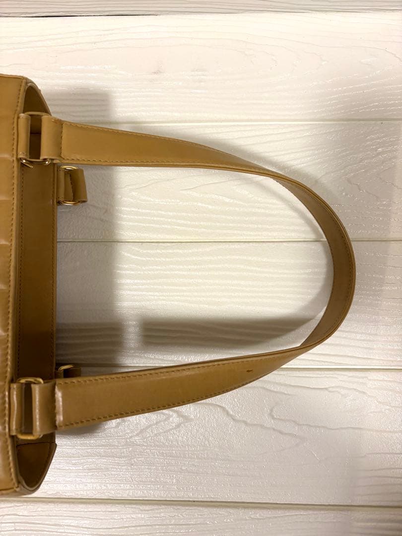 CHANEL ベージュ トートバッグ　チョコバー　カーフスキン