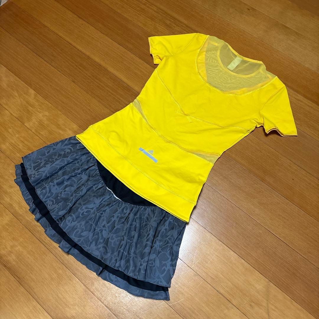 アディダスステラマッカートニー シャツ、スカート　２点セット