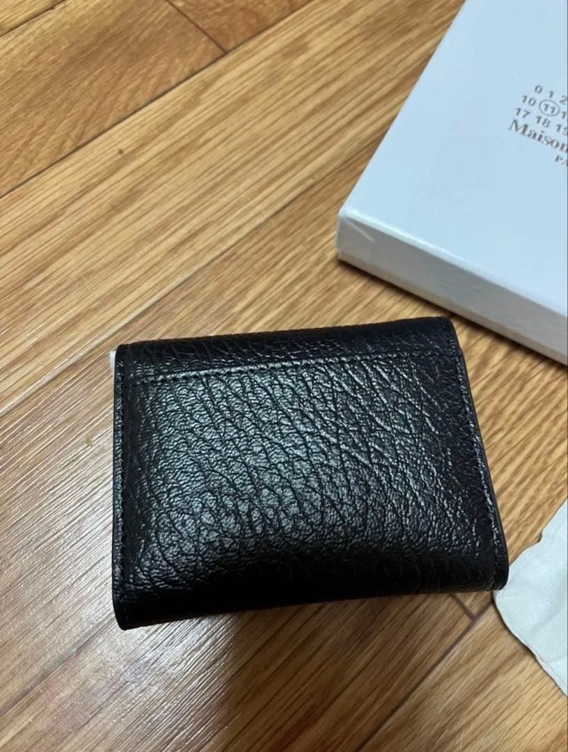 レディース三つ折り財布