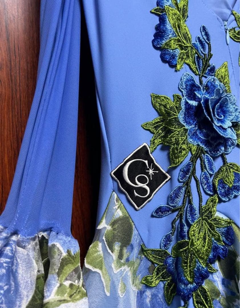 セール中⭐︎ CS 花柄 ダンスドレス 青色