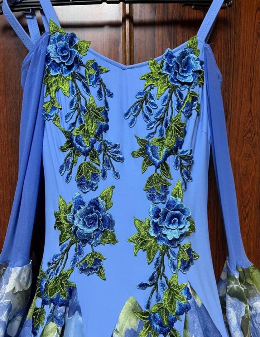 セール中⭐︎ CS 花柄 ダンスドレス 青色