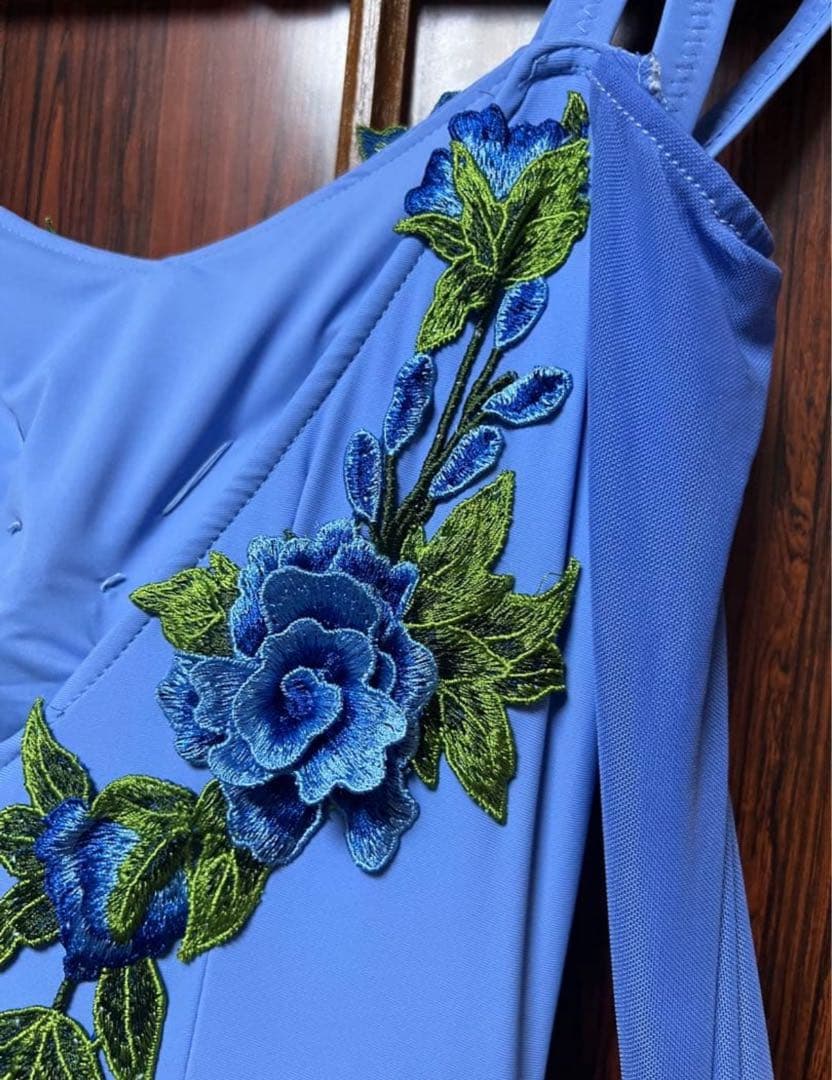 セール中⭐︎ CS 花柄 ダンスドレス 青色