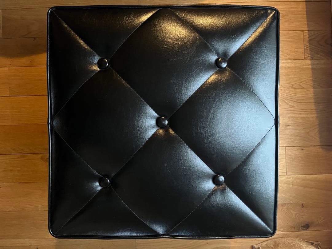 カリモク60 オットマン 黒