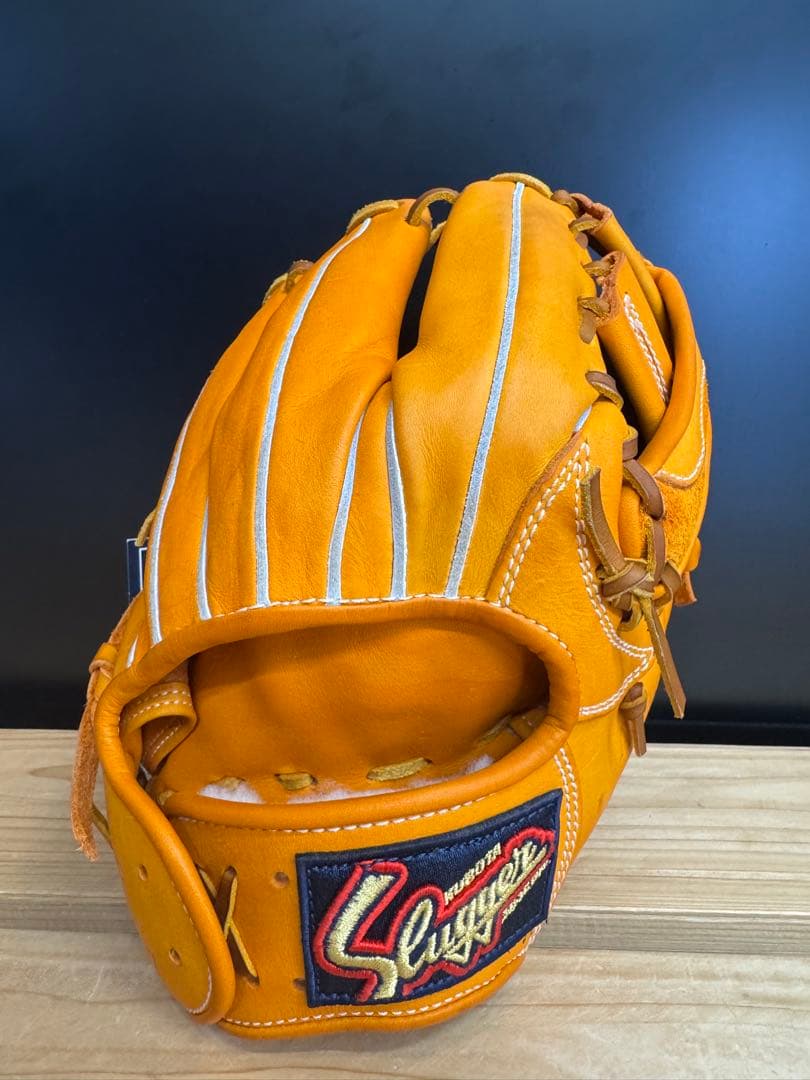 型付け済！久保田スラッガー 軟式用グローブ 内野手 定価34,100円