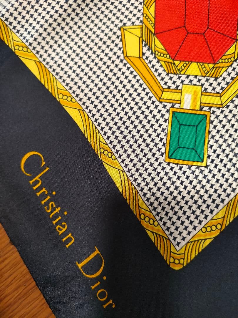 a44 超美品　クリスチャンディオール　Dior　スカーフ　シルク100