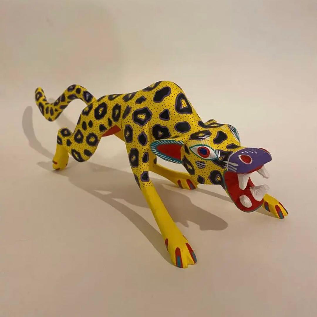 大サイズ！ メキシコ工芸品　メキシカンクラフトアート　木彫り人形　置き物