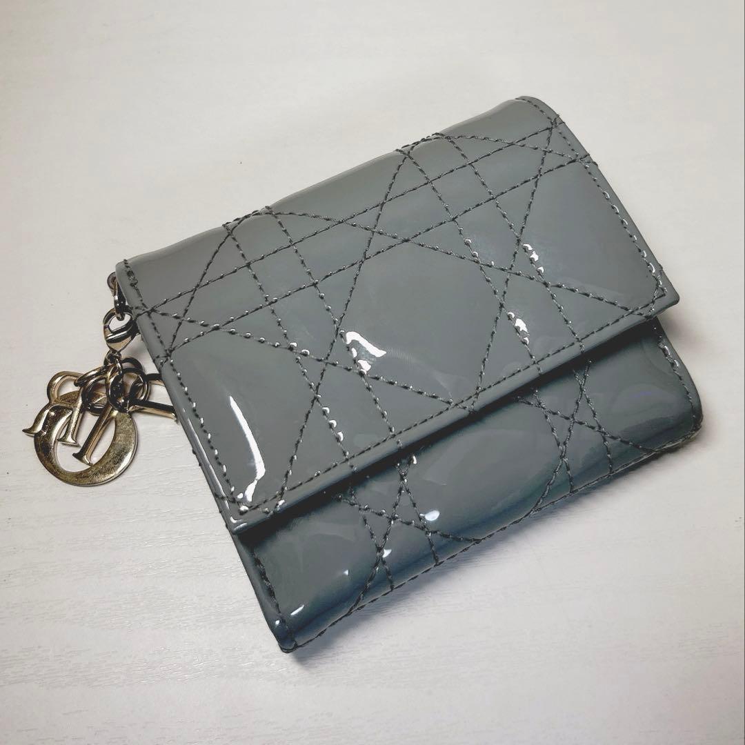 C*o様 【新品未使用❣️】Dior ロータスウォレット グレー 財布 3つ折り