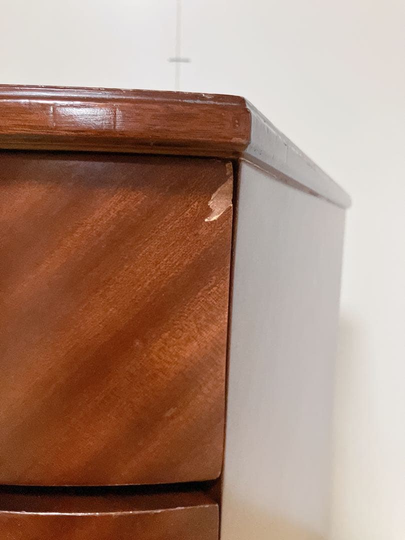 アンティーク調　キャスター付き　木製サイドテーブル　キャビネット　エンドテーブル