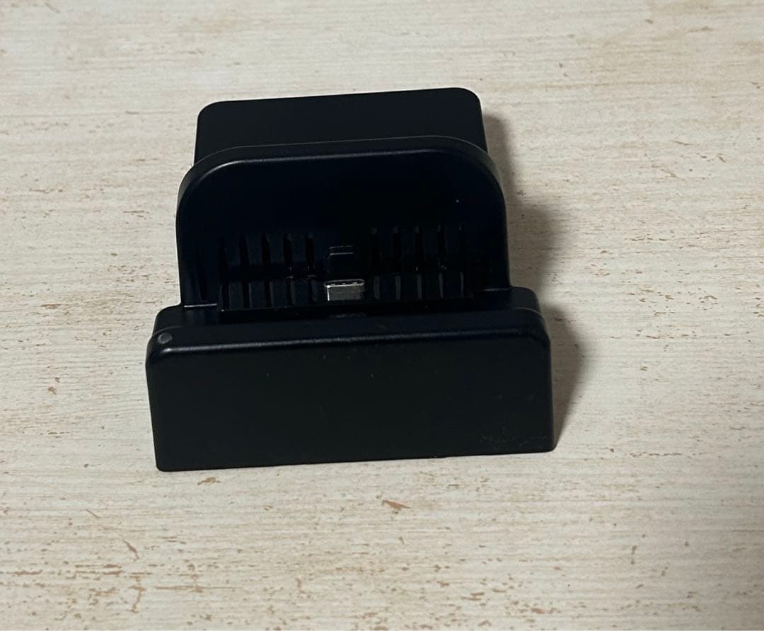 Nintendo Switch 本体　スイッチ　ピンクコントローラー