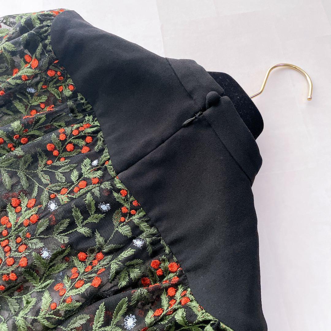 近年美品✨LOKITHO ロキト フラワーエンブロイダリーブラウス　レース 刺繍