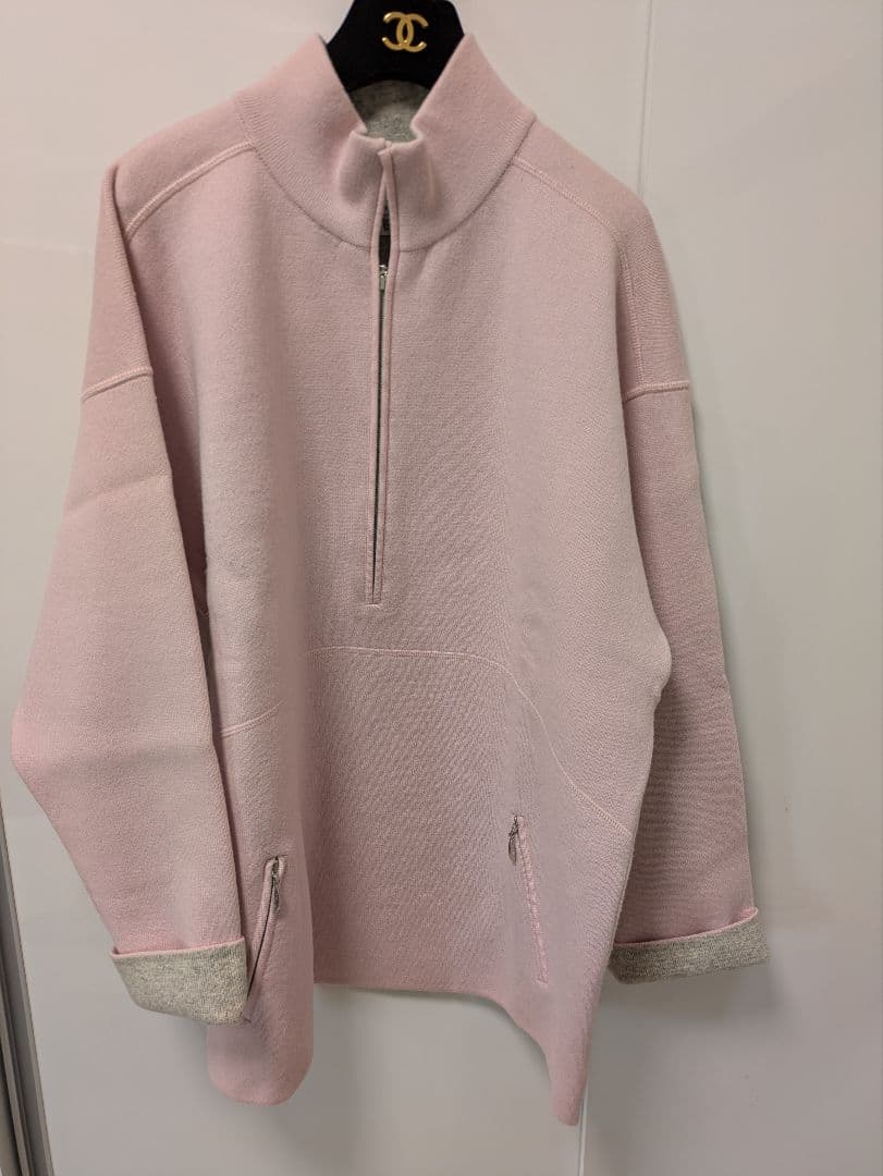 美品 1回着用　ESCADA ウール シルク　カシミヤ セーター　サイズ44