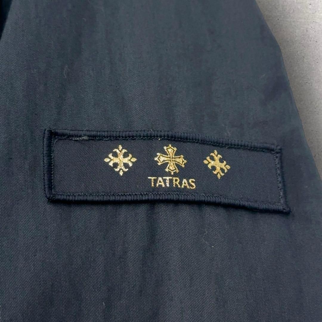11642【美品】TATRAS ダウンライナー付きトレンチコート　ロゴワッペン