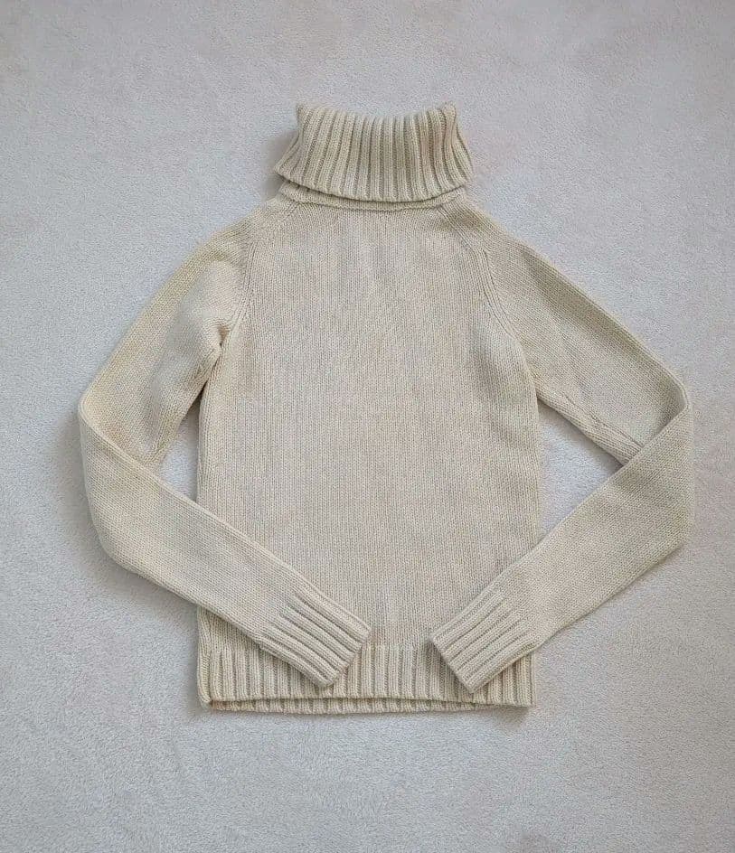 セオリーtheoryアイボリー タートルネックセーター サイズ2