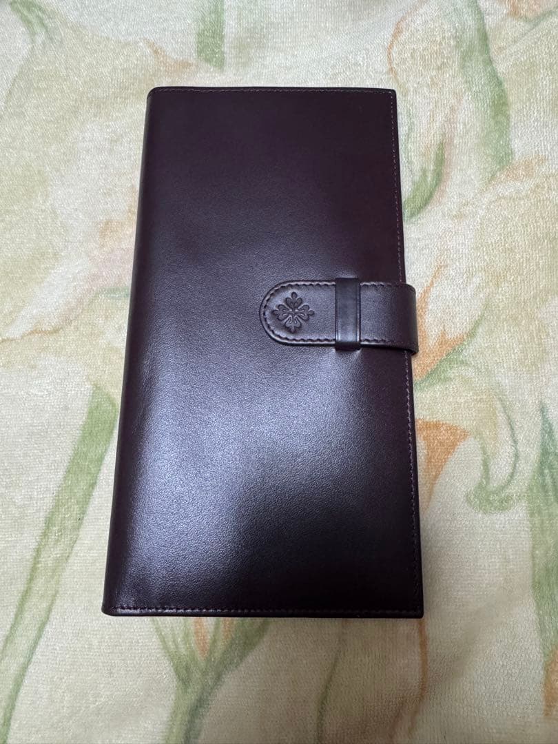 【美品】PATEK PHILIPPE 二つ折り長財布