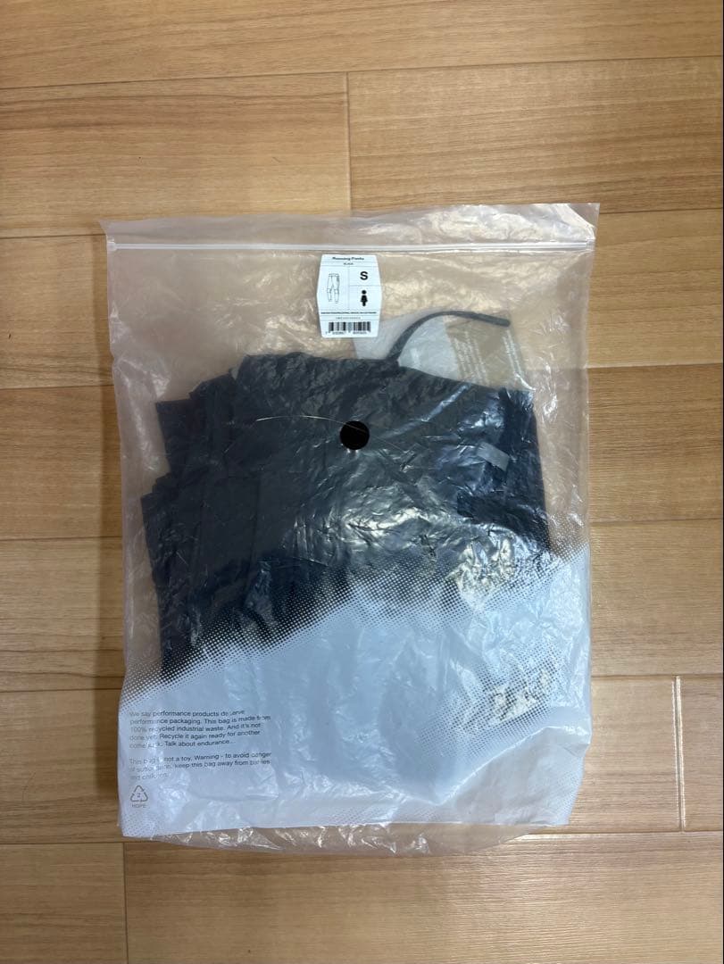 ⭐︎RUN⭐︎On ランニングパンツ