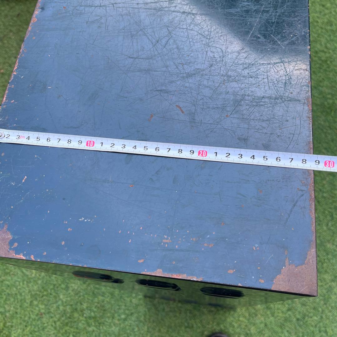 1960Sヴィンテージスチールキャビネット