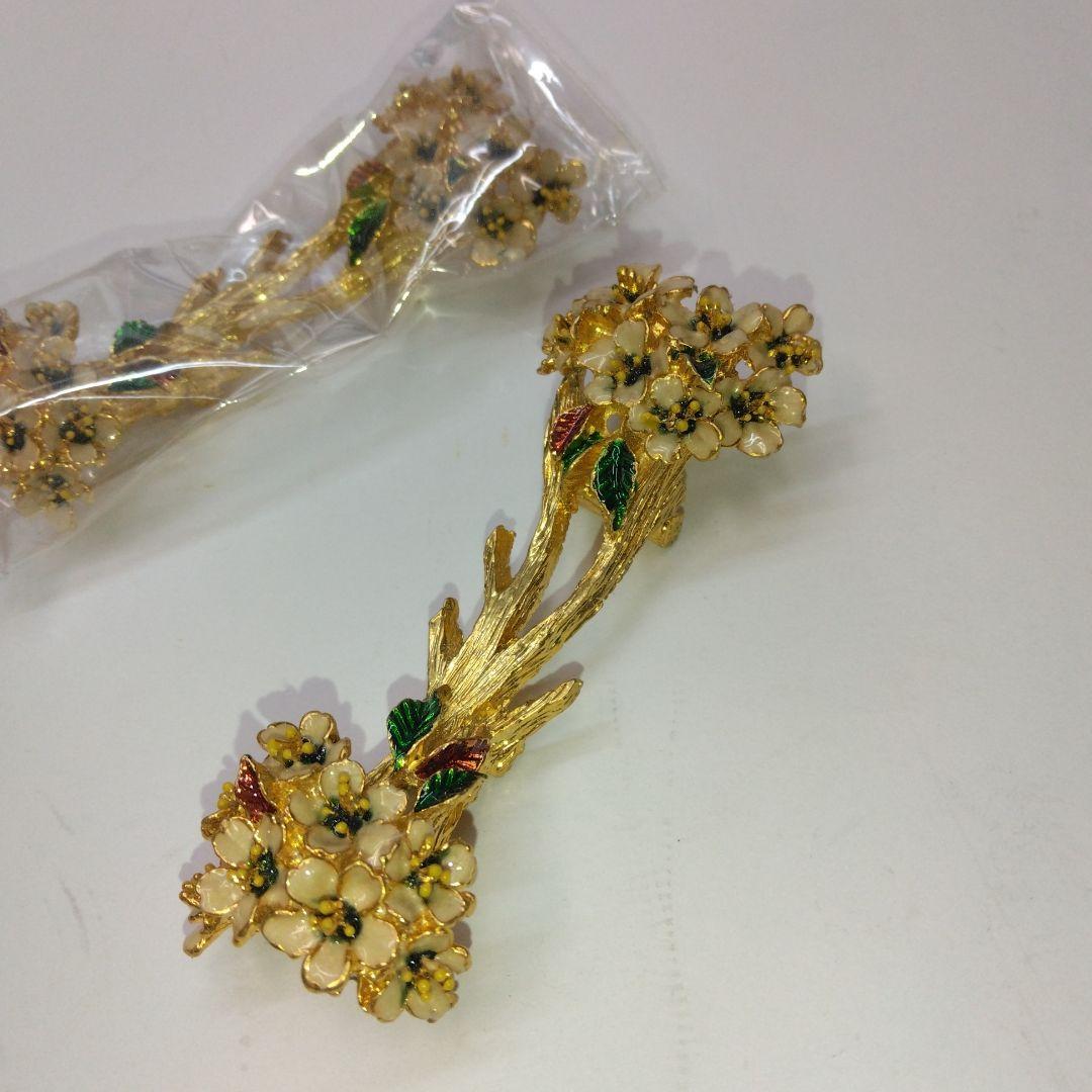 Ａ29 マーゴタウンゼント　桜箸置き2点セット